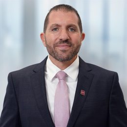 市场数据显示，2025年已有9家美国人工智能初创公司获得超过1亿美元的融资。此外，根据科技媒体TechCrunch的统计，2024年有49家公司成功完成了融资额达1亿美元或以上的融资轮次。