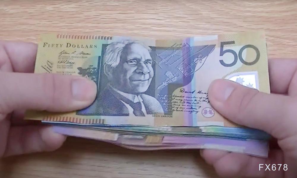 英伟达CFO：预计对中国的出货量将在数据中心业务营收中保持稳定，星际之门（Stargate）数据中心将使用Spectrum - X以太网技术。预计网络部门将在本财年第一季度恢复增长，毛利率将在本财年后期升至约70%。